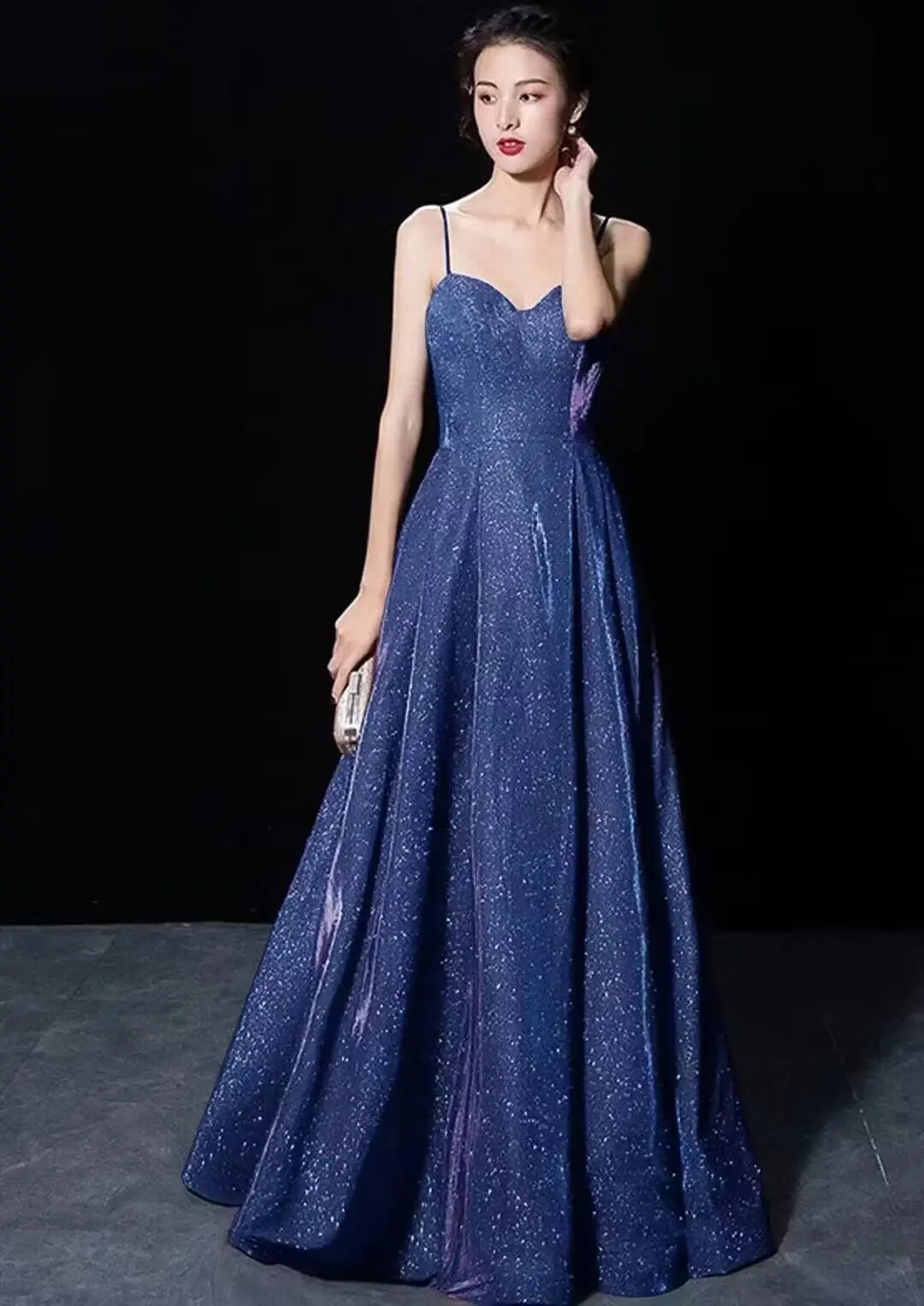 Elegant Glitter Banquet Dresses Women Fashion Spaghetti Straps Slimming Starry Sky Evening Party Dress Sexy Gown Prom Dress