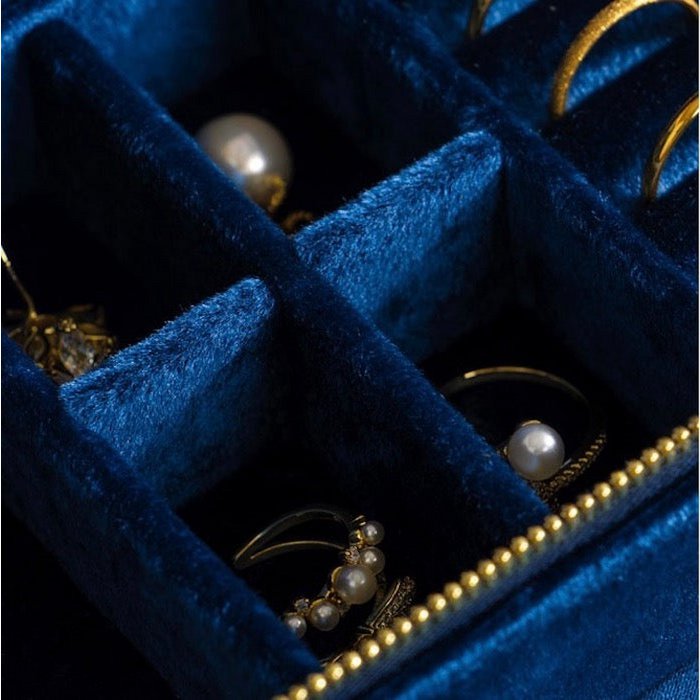 Duel Velvet Schmuckschatulle – Saphirblau
