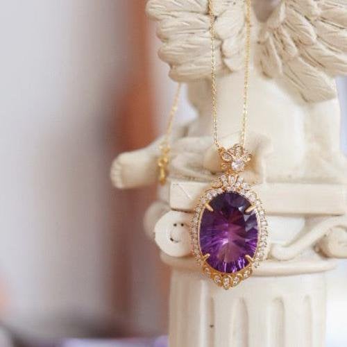 Royal Style Amethyst Large Anhänger Halskette