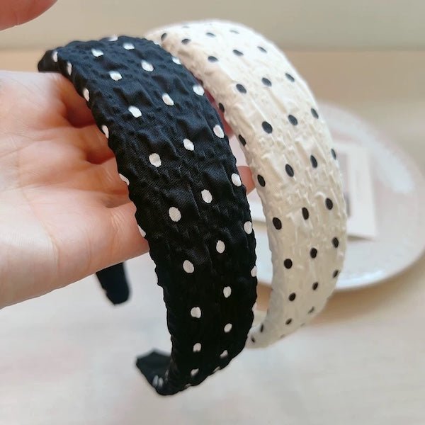 Elegantes gepunktetes Stirnband