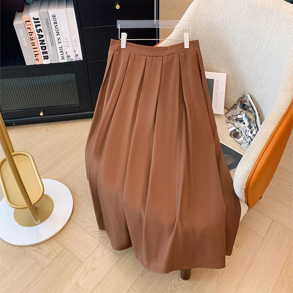 Plus-size women's fall casual commuting loose and comfortable skirt brown elastic waist high waist lined pleated long skirt big