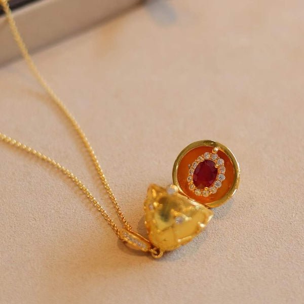 Echter Rubin Royal Gold Ei-Medaillon-Anhänger-Halskette