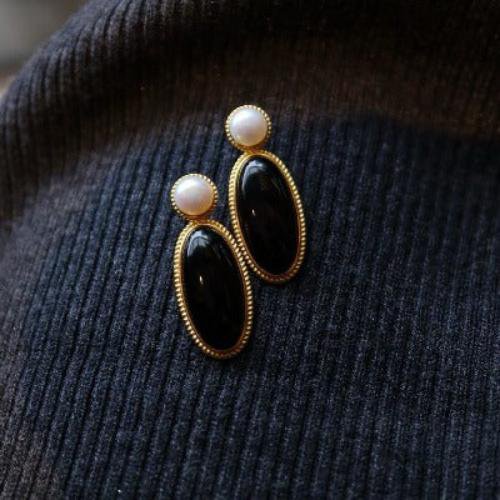 Moderne Vintage-Ohrringe aus schwarzem Onyx