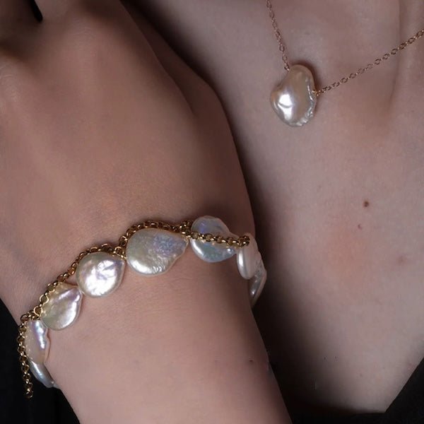 Einzigartiges Barock-Perlen-Münzen-Perlen-Armband