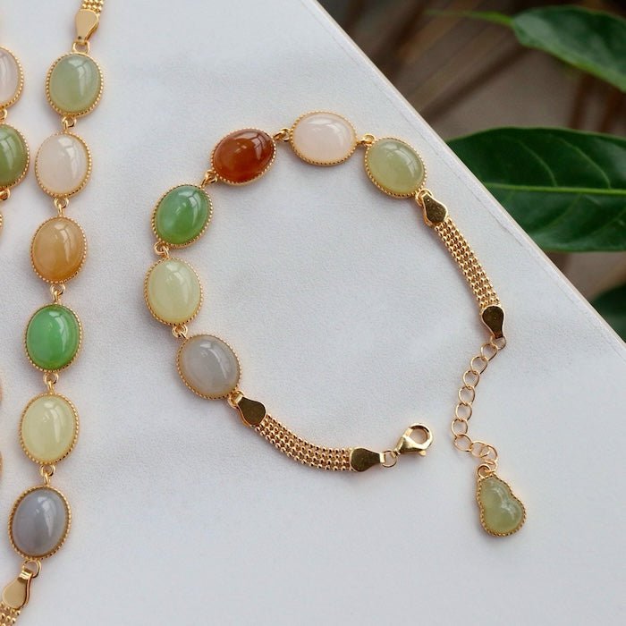 Regenbogenfarbenes Jade-Perlen-Armband