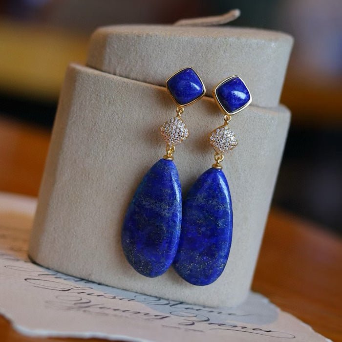 Klobige Lapislazuli-Wassertropfen-Ohrringe