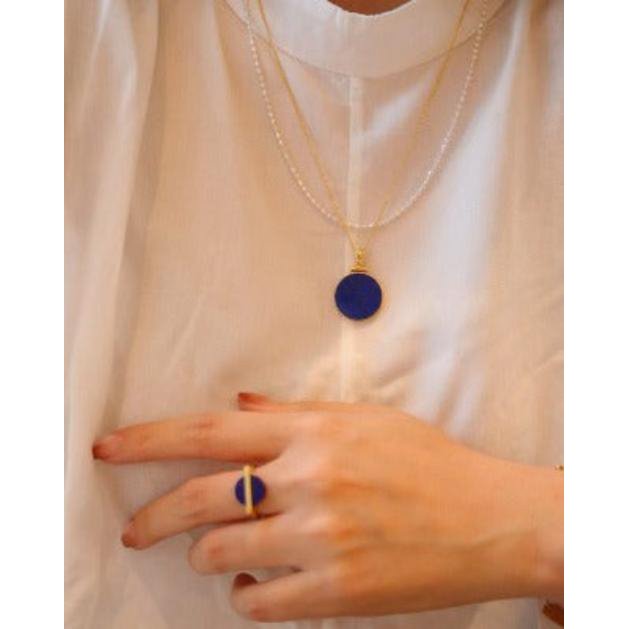 Helios Lapis Lazuli Round Anhängerkette