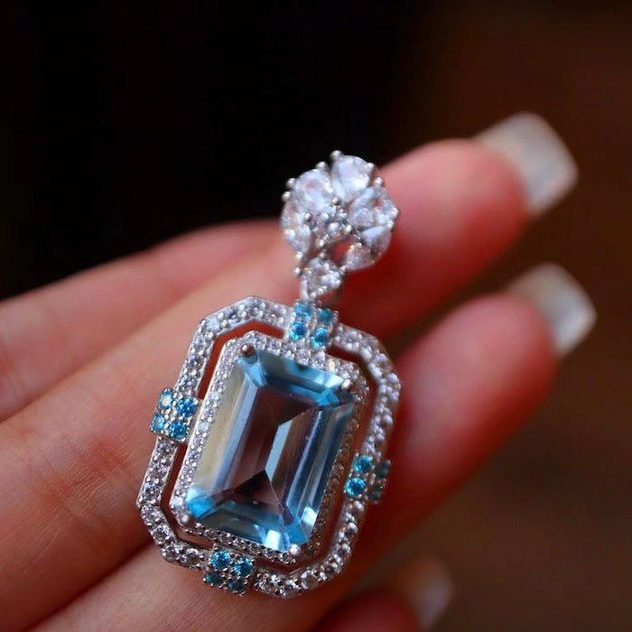 Sprudelblau Topaz Square Pendell Halskette
