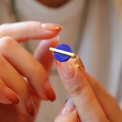 Minimalistische Lapis Lazuli Round Edelstein Ring - einstellbar
