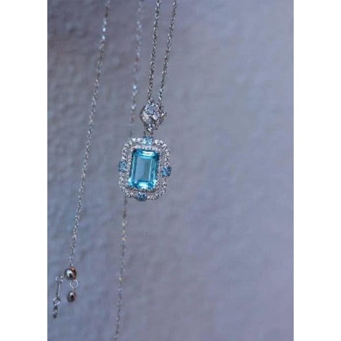 Sprudelblau Topaz Square Pendell Halskette