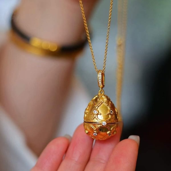 Echter Rubin Royal Gold Ei-Medaillon-Anhänger-Halskette