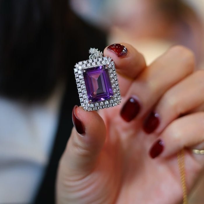 Amethyst-Anhänger im königlichen Stil mit quadratischem Rahmen – nur Anhänger