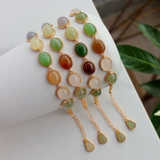 Regenbogenfarbenes Jade-Perlen-Armband