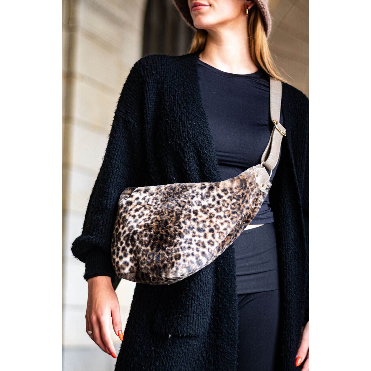 Kunstleder Umhängetasche Fell | Panther | 552309