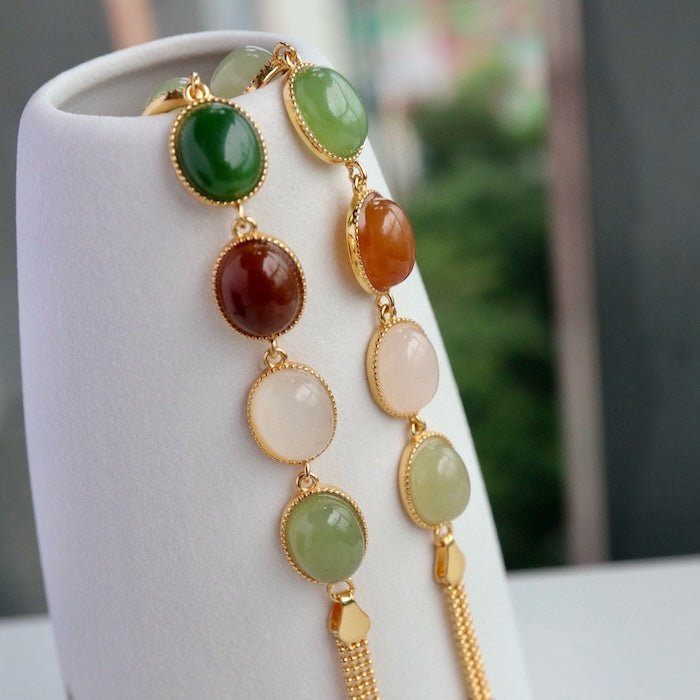 Regenbogenfarbenes Jade-Perlen-Armband